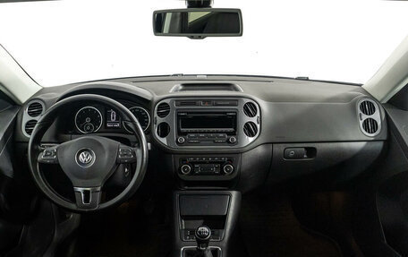 Volkswagen Tiguan I, 2011 год, 1 099 789 рублей, 13 фотография