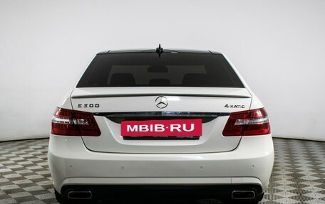 Mercedes-Benz E-Класс, 2012 год, 1 950 000 рублей, 6 фотография