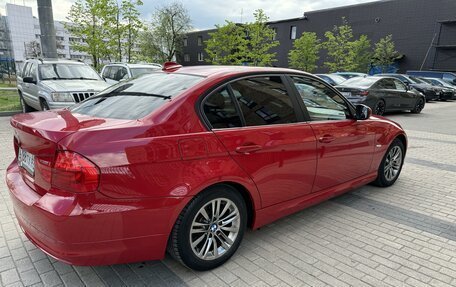 BMW 3 серия, 2011 год, 1 350 000 рублей, 18 фотография