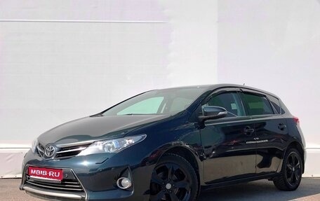 Toyota Auris II, 2013 год, 1 337 700 рублей, 1 фотография