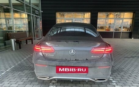 Mercedes-Benz E-Класс, 2018 год, 4 600 000 рублей, 3 фотография