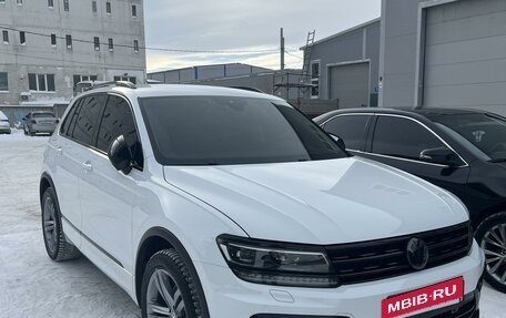 Volkswagen Tiguan II, 2019 год, 3 530 000 рублей, 10 фотография