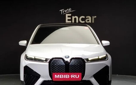 BMW iX, 2021 год, 9 300 000 рублей, 3 фотография