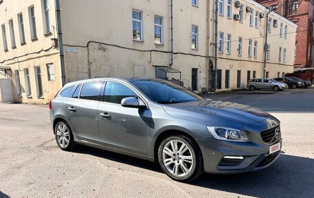Volvo V60 I, 2018 год, 2 340 000 рублей, 4 фотография