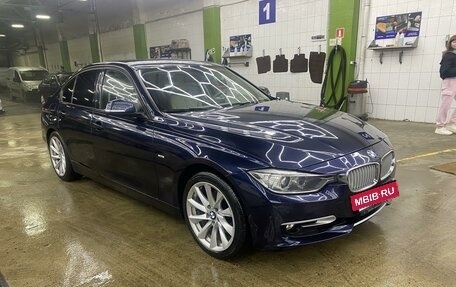 BMW 3 серия, 2011 год, 1 900 000 рублей, 5 фотография