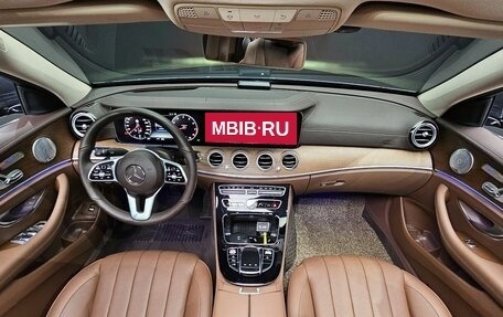 Mercedes-Benz E-Класс, 2020 год, 3 860 000 рублей, 19 фотография