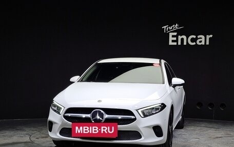 Mercedes-Benz A-Класс, 2020 год, 2 960 000 рублей, 2 фотография
