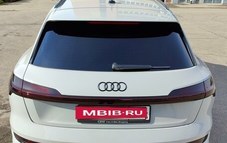 Audi e-tron I, 2019 год, 6 200 000 рублей, 6 фотография