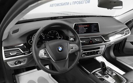 BMW 7 серия, 2018 год, 4 499 000 рублей, 8 фотография