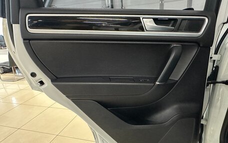 Volkswagen Touareg III, 2017 год, 4 059 000 рублей, 27 фотография