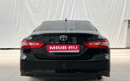 Toyota Camry, 2018 год, 2 773 000 рублей, 6 фотография