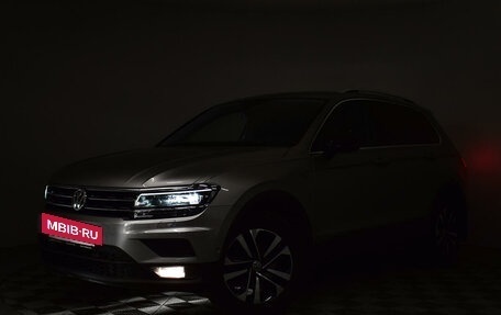 Volkswagen Tiguan II, 2019 год, 2 699 000 рублей, 3 фотография