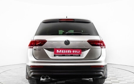 Volkswagen Tiguan II, 2019 год, 2 699 000 рублей, 10 фотография