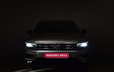 Volkswagen Tiguan II, 2019 год, 2 699 000 рублей, 5 фотография