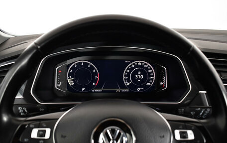 Volkswagen Tiguan II, 2019 год, 2 699 000 рублей, 16 фотография