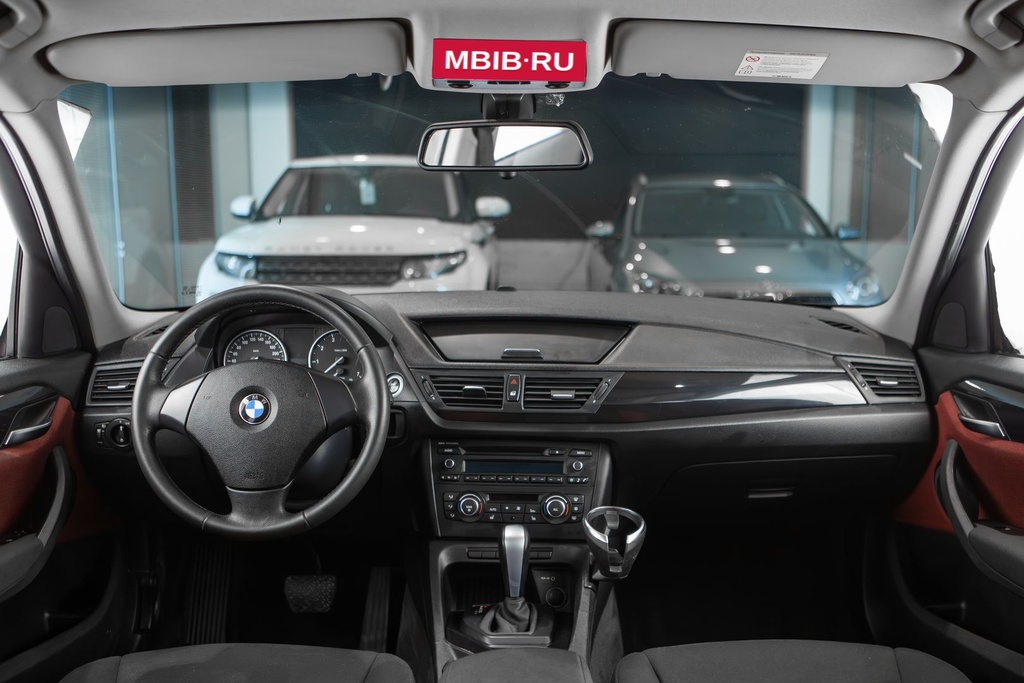 BMW X1 E84, 2011 год, 1 049 000 рублей, 10 фотография