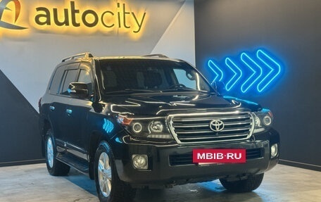 Toyota Land Cruiser 200, 2015 год, 5 000 000 рублей, 17 фотография