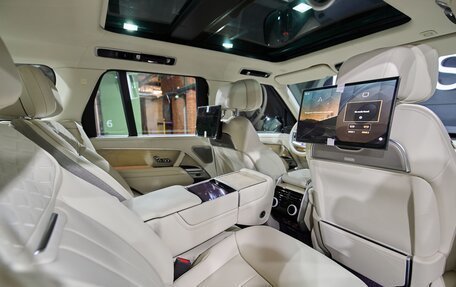 Land Rover Range Rover IV рестайлинг, 2024 год, 35 000 000 рублей, 10 фотография