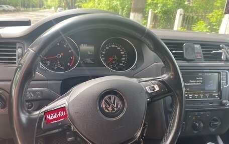 Volkswagen Jetta VI, 2015 год, 1 350 000 рублей, 8 фотография