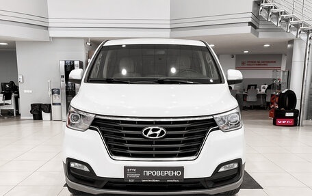 Hyundai H-1 II рестайлинг, 2019 год, 3 149 000 рублей, 2 фотография