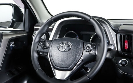 Toyota RAV4, 2018 год, 3 298 000 рублей, 17 фотография