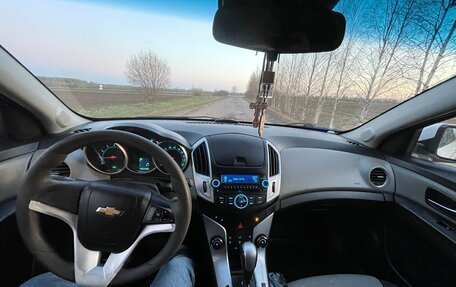 Chevrolet Cruze II, 2012 год, 840 000 рублей, 3 фотография