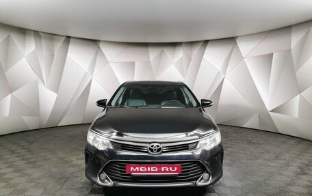 Toyota Camry, 2017 год, 2 053 000 рублей, 7 фотография