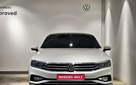 Volkswagen Passat B8 рестайлинг, 2021 год, 2 300 100 рублей, 2 фотография