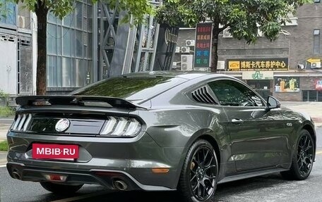 Ford Mustang VI рестайлинг, 2020 год, 3 450 000 рублей, 3 фотография