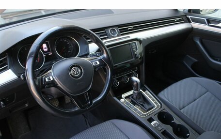 Volkswagen Passat B8 рестайлинг, 2017 год, 1 842 000 рублей, 11 фотография