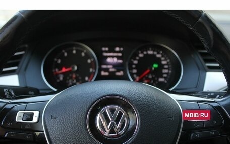 Volkswagen Passat B8 рестайлинг, 2017 год, 1 842 000 рублей, 13 фотография