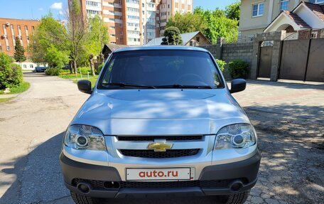 Chevrolet Niva I рестайлинг, 2012 год, 658 000 рублей, 5 фотография