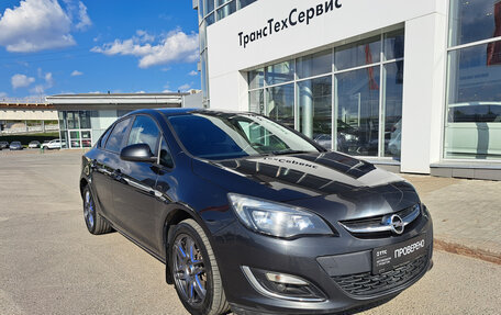 Opel Astra J, 2013 год, 924 000 рублей, 3 фотография