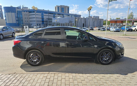 Opel Astra J, 2013 год, 924 000 рублей, 4 фотография