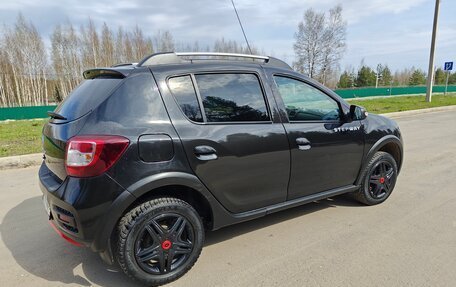 Renault Sandero II рестайлинг, 2017 год, 990 000 рублей, 9 фотография