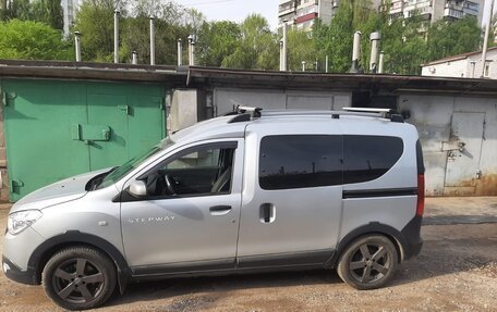 Renault Dokker, 2019 год, 2 600 000 рублей, 2 фотография