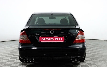 Mercedes-Benz E-Класс, 2004 год, 1 750 000 рублей, 6 фотография