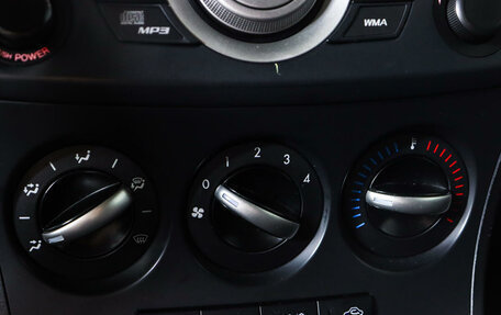 Mazda 3, 2012 год, 1 095 000 рублей, 17 фотография