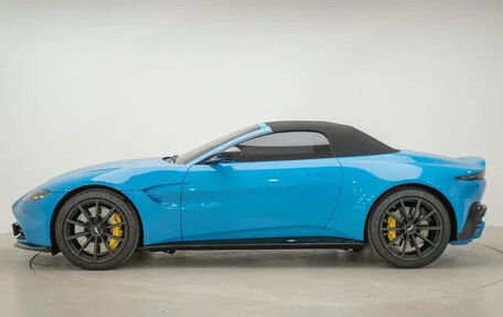 Aston Martin V8 Vantage IV, 2021 год, 20 000 000 рублей, 5 фотография