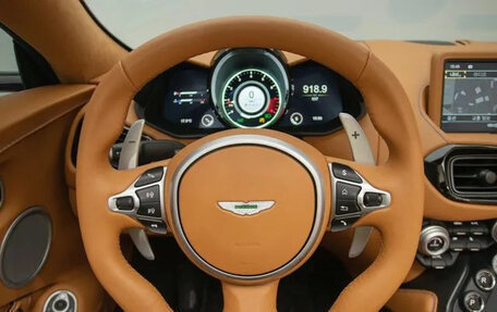 Aston Martin V8 Vantage IV, 2021 год, 20 000 000 рублей, 14 фотография