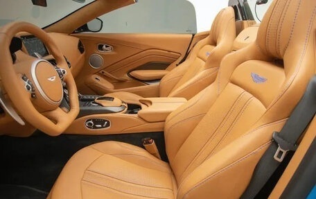 Aston Martin V8 Vantage IV, 2021 год, 20 000 000 рублей, 11 фотография