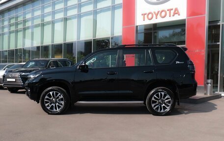 Toyota Land Cruiser Prado 150 рестайлинг 2, 2023 год, 8 490 000 рублей, 1 фотография