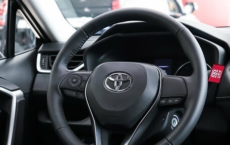 Toyota RAV4, 2023 год, 4 920 000 рублей, 11 фотография