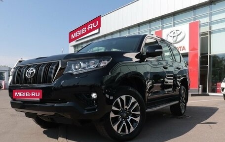 Toyota Land Cruiser Prado 150 рестайлинг 2, 2023 год, 8 490 000 рублей, 16 фотография