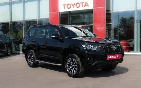 Toyota Land Cruiser Prado 150 рестайлинг 2, 2023 год, 8 490 000 рублей, 8 фотография