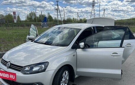 Volkswagen Polo VI (EU Market), 2012 год, 899 000 рублей, 13 фотография