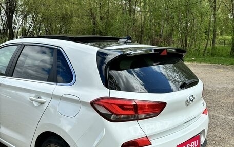Hyundai Elantra VI рестайлинг, 2017 год, 1 750 000 рублей, 8 фотография