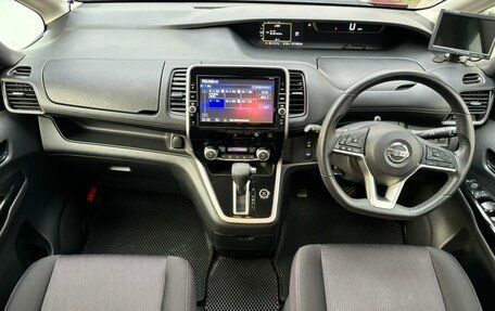 Nissan Serena IV, 2018 год, 2 025 990 рублей, 9 фотография
