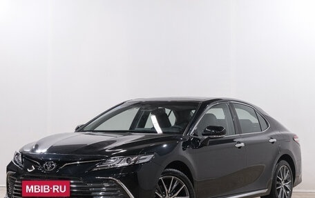 Toyota Camry, 2023 год, 4 799 000 рублей, 4 фотография