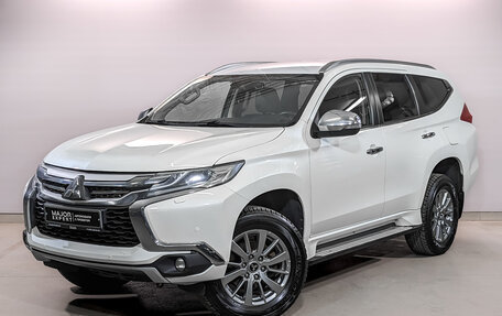 Mitsubishi Pajero Sport III рестайлинг, 2017 год, 2 899 000 рублей, 1 фотография